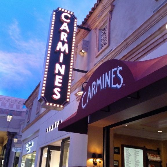 © Vegas Girls Night Out | Carmine's, Las Vegas, Nevada