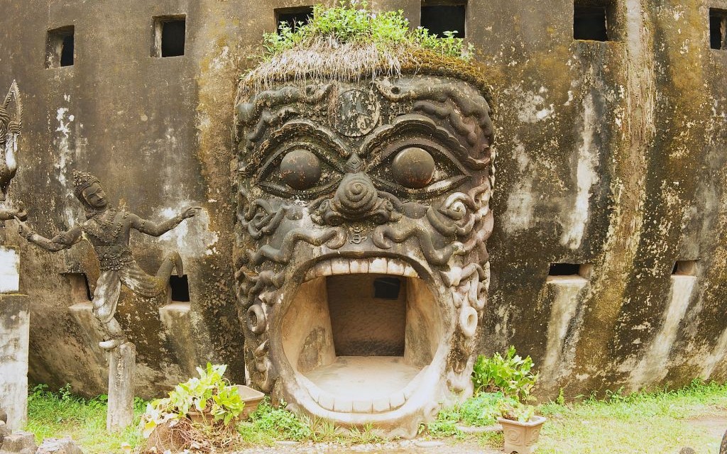 Xieng Khuan Buddha Park, Vientiane, Laos © Dmitry Chulov | Dreamstime 57587091