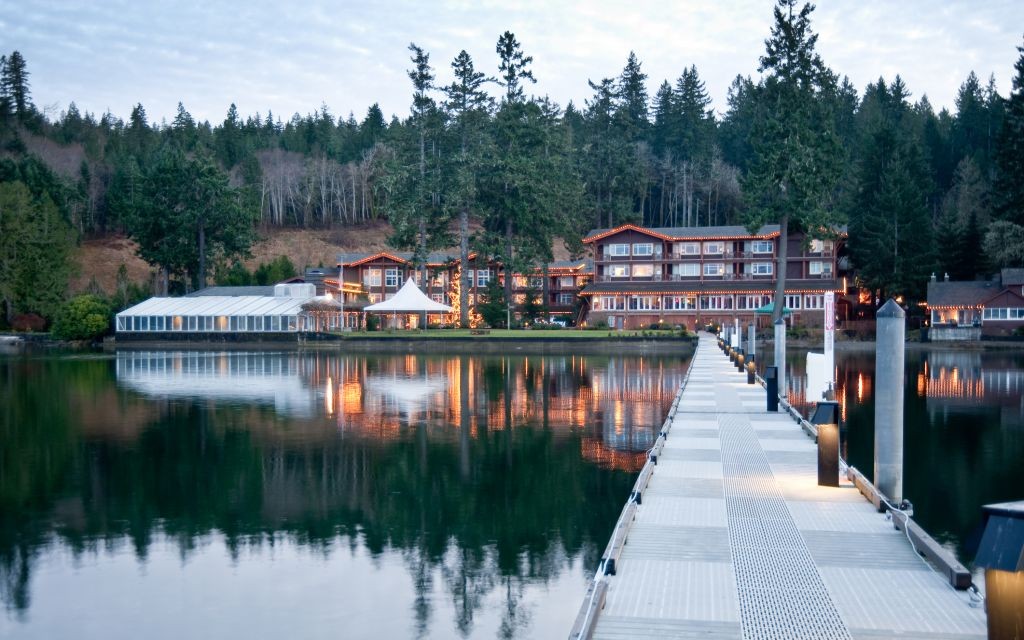 Hood Canal, Washington © Jaime Pharr | Dreamstime 22951907
