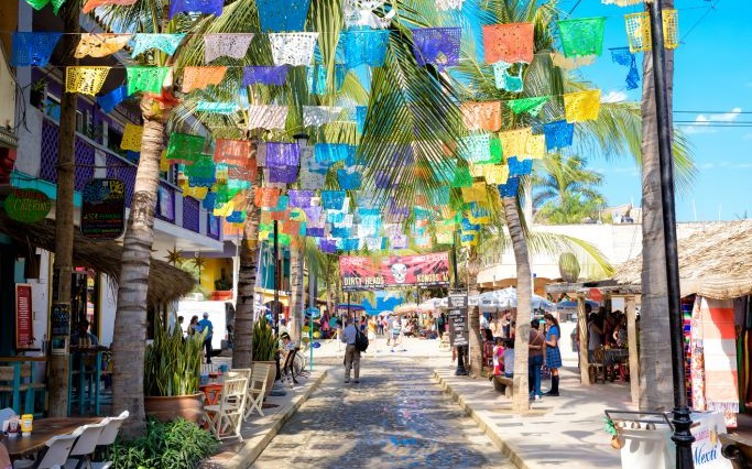 Sayulita Beach, Mexico © Simon Hack | Dreamstime 50013814